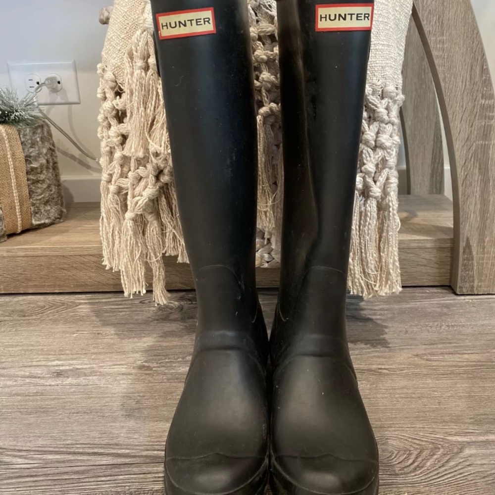 Women’s Hunter Tall Weather Boots Size 6